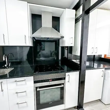 Apartment Piso Valdecilla Con Garaje *