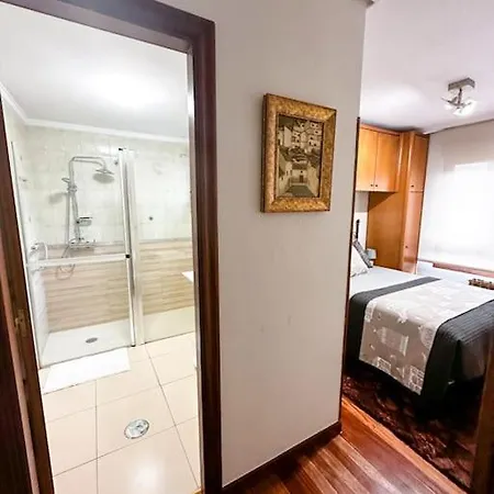 Piso Valdecilla Con Garaje Apartment