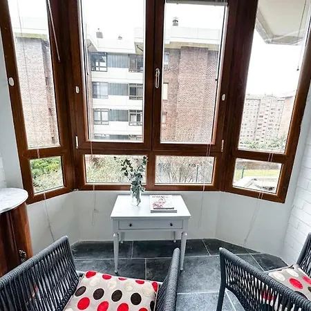 Piso Valdecilla Con Garaje Apartment Santander